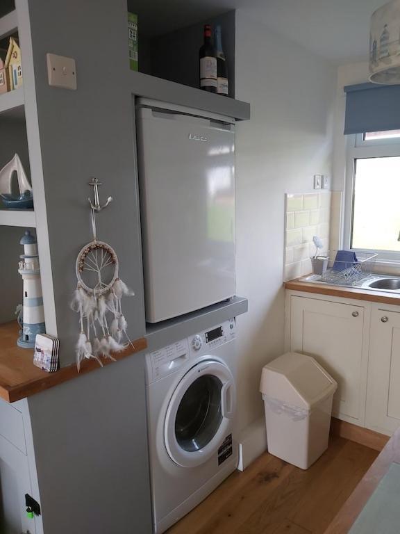 Caldon Holiday Chalet Sleeps 4 In Dartmouth Wifi Electric Inc Pet Friendly Exteriör bild