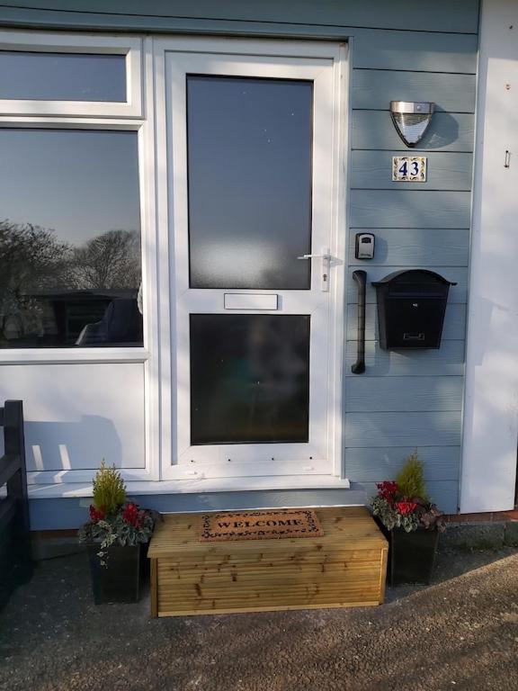 Caldon Holiday Chalet Sleeps 4 In Dartmouth Wifi Electric Inc Pet Friendly Exteriör bild