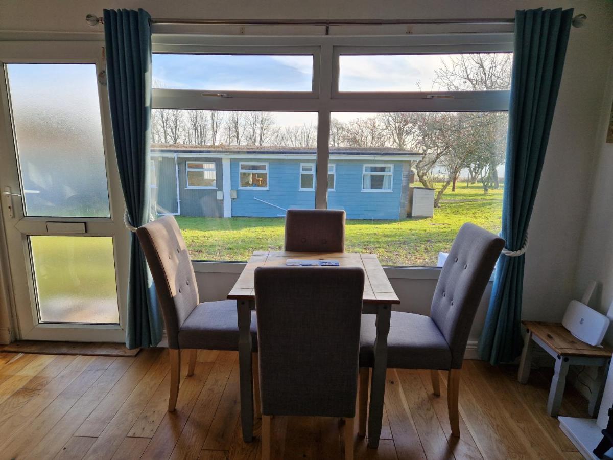 Caldon Holiday Chalet Sleeps 4 In Dartmouth Wifi Electric Inc Pet Friendly Exteriör bild