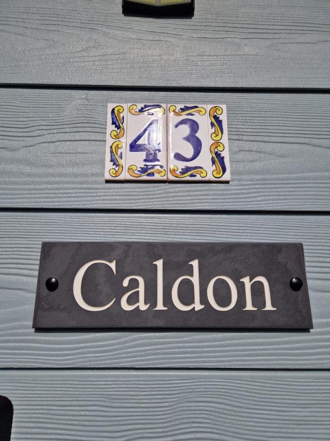 Caldon Holiday Chalet Sleeps 4 In Dartmouth Wifi Electric Inc Pet Friendly Exteriör bild