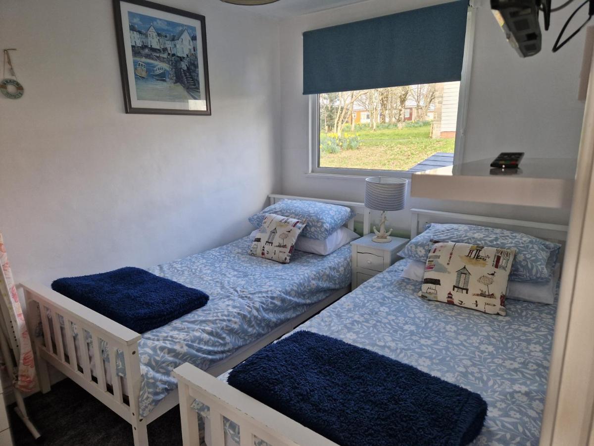 Caldon Holiday Chalet Sleeps 4 In Dartmouth Wifi Electric Inc Pet Friendly Exteriör bild
